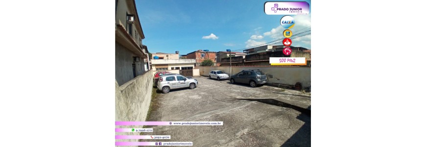 Área Livre no Centro com 500m2. 2 Casas com Ótimo Acabamento